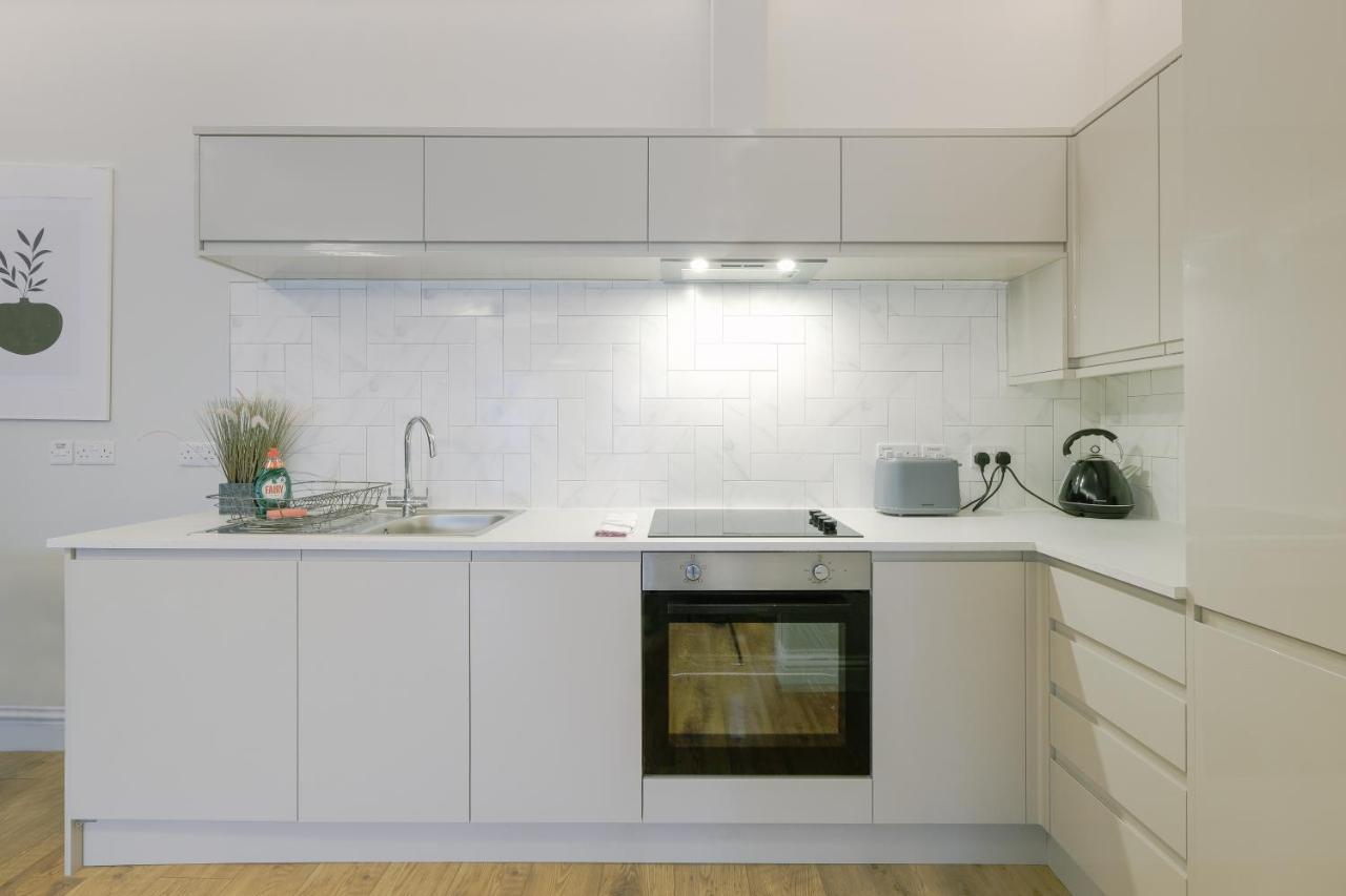 Brand New One Bedroom Apartments In A Fantastic Location บริสตอล ภายนอก รูปภาพ