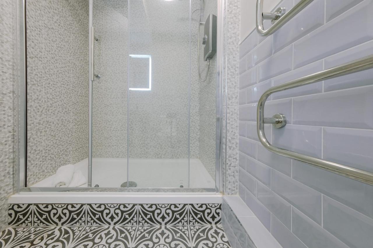 Brand New One Bedroom Apartments In A Fantastic Location บริสตอล ภายนอก รูปภาพ
