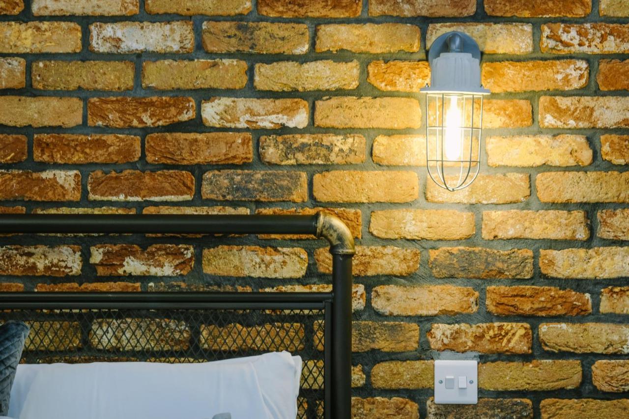 Brand New One Bedroom Apartments In A Fantastic Location บริสตอล ภายนอก รูปภาพ