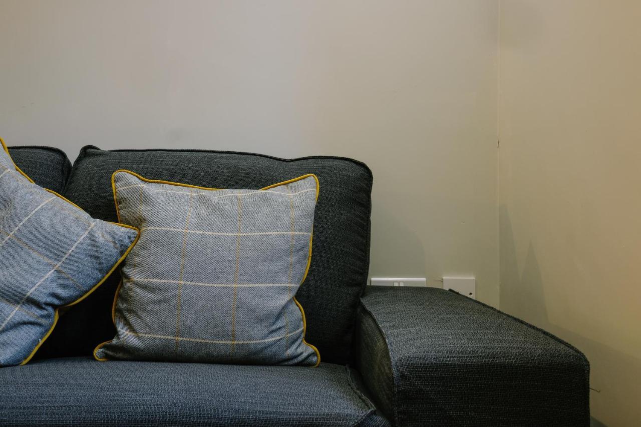 Brand New One Bedroom Apartments In A Fantastic Location บริสตอล ภายนอก รูปภาพ