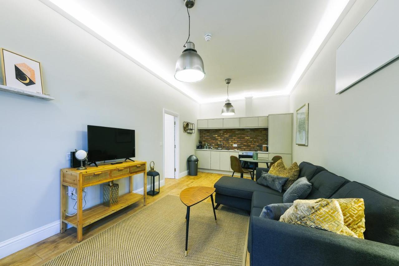 Brand New One Bedroom Apartments In A Fantastic Location บริสตอล ภายนอก รูปภาพ