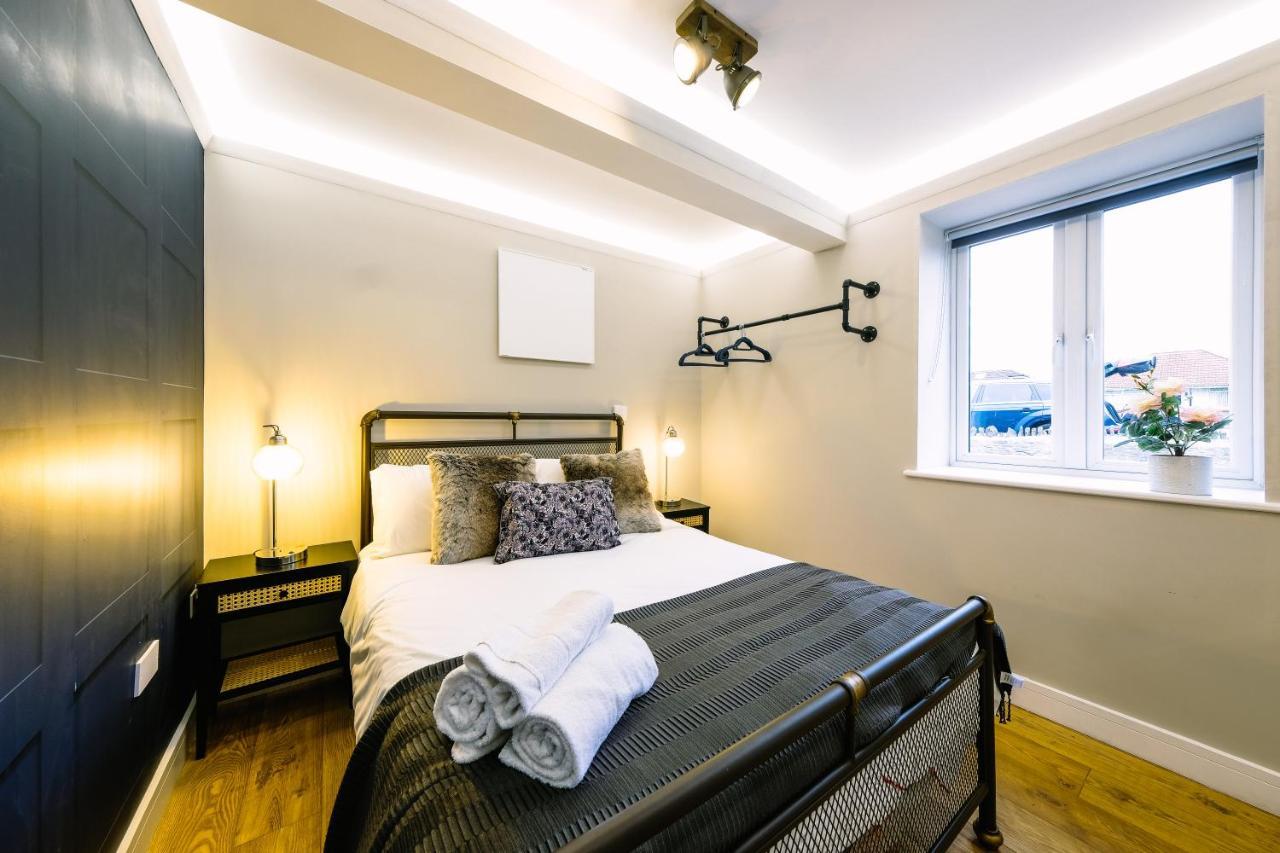 Brand New One Bedroom Apartments In A Fantastic Location บริสตอล ภายนอก รูปภาพ